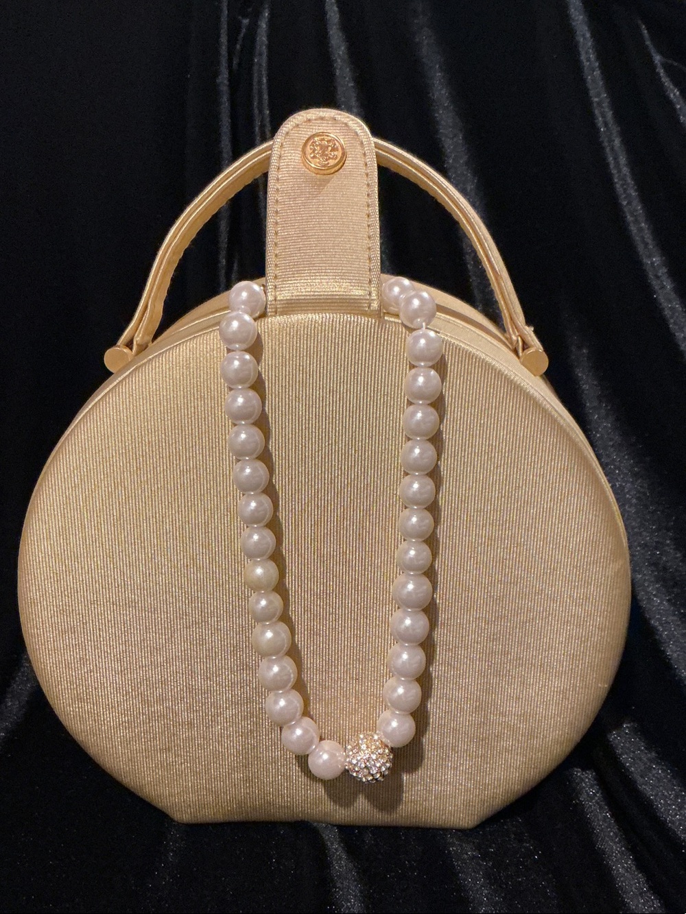 Faux Pearl Necklace with Rhinestone Disco Ball and Gold Tone Clasp